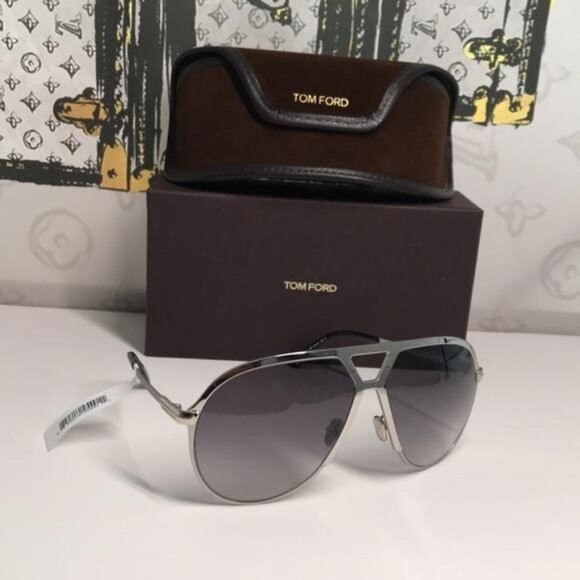NEW AUTHENTIC Tom Ford Silver Aviator Sunglasses TF1060 16B - Picture 5 of 12